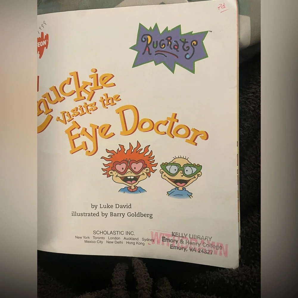 Chuckie Visits the Eye Doctor (Nickelodeon Rugrats) Paperback- *make offers* - Picture 2 of 5